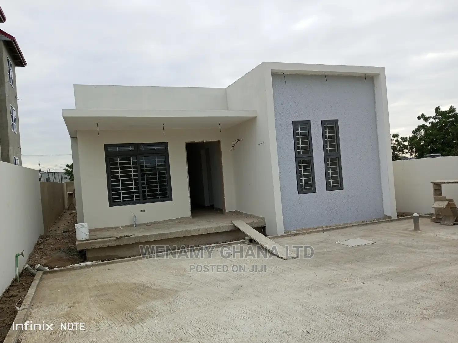 3bdrm House in Accra for sale