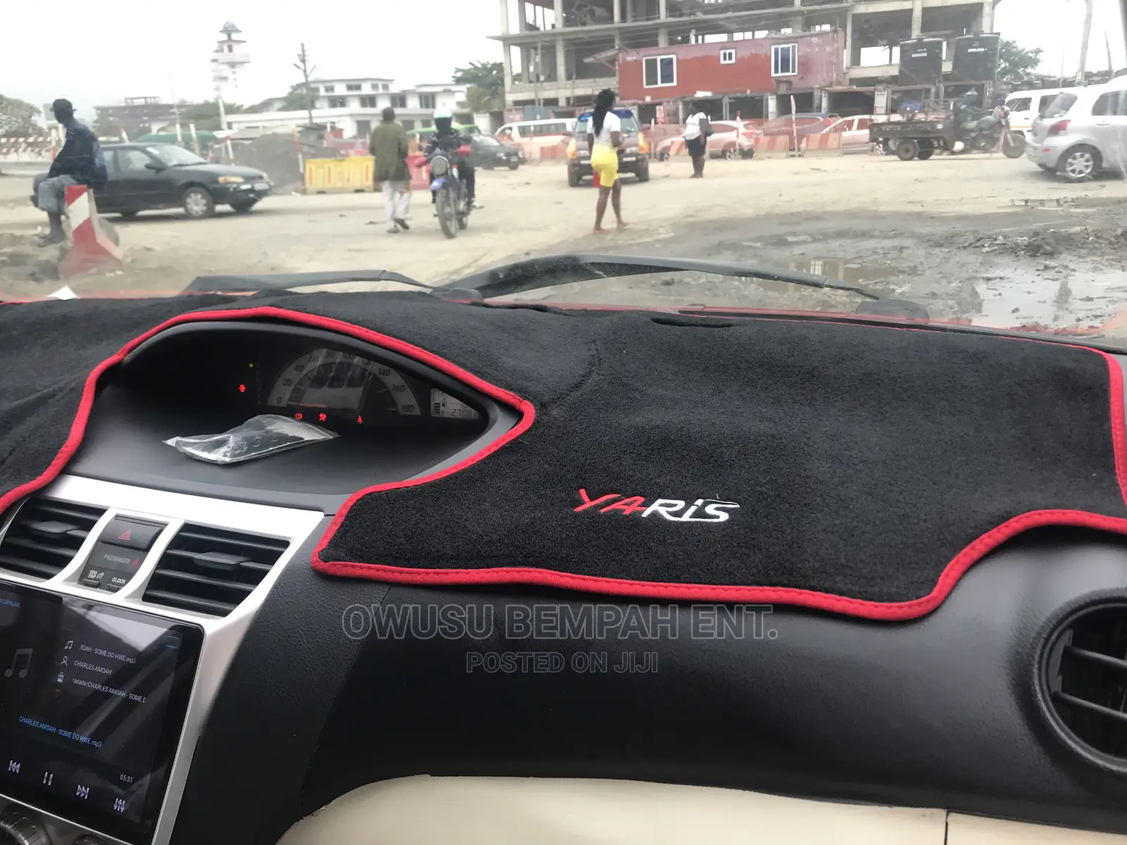 Yaris Belta Dashboard Cover