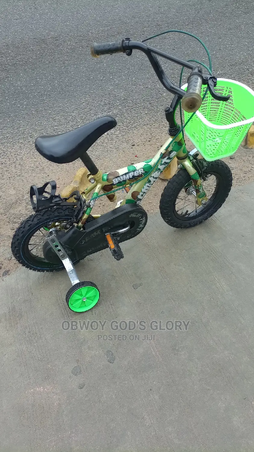 Army Kids Play Bike