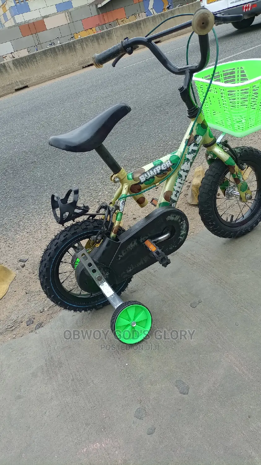 Army Kids Play Bike