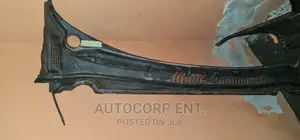 Ford Fusion Wiper Cowl Screen