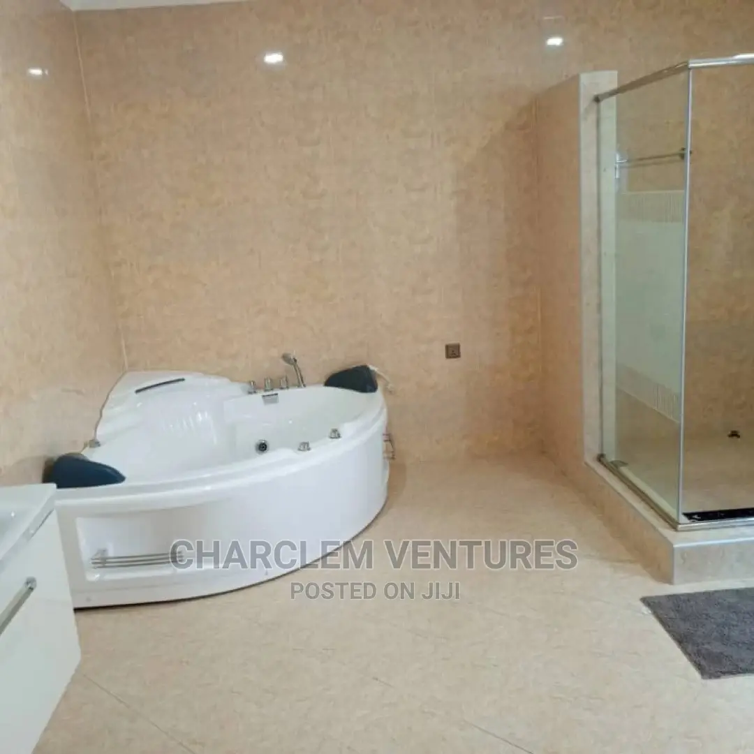 Furnished 5bdrm House in East Legon for Rent