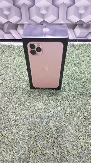 New Apple iPhone 11 Pro Max 256 GB Gold
