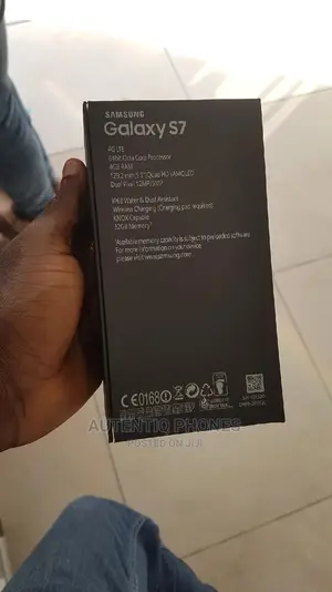 New Samsung Galaxy S7 32 GB Gold