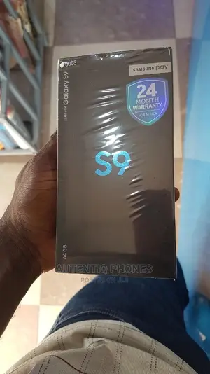 New Samsung Galaxy S9 64 GB Blue