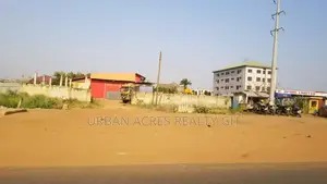 TEMA - AFIENYA ROAD, GT/ ACCRA _ 1 Acre Commercial Land