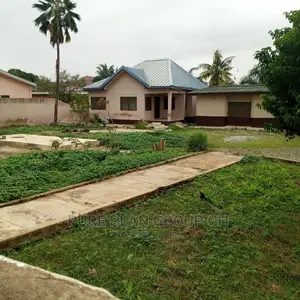 4bdrm House in Ofankor for sale