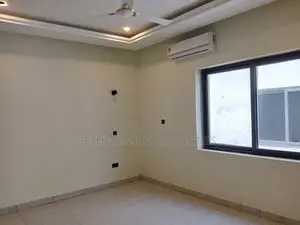 5bdrm House in 5 Bedroom House For, Adjiriganor for Sale