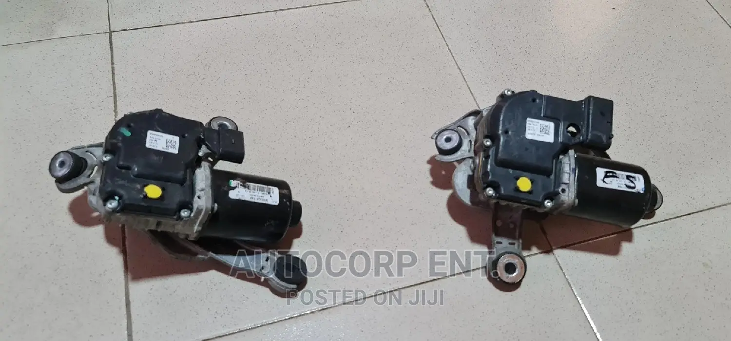 2013 - 2020 Ford Fusion Wiper Motor
