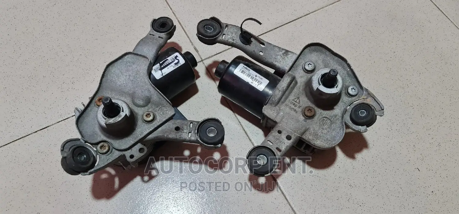 2013 - 2020 Ford Fusion Wiper Motor
