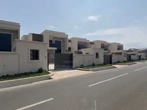 4bdrm House in East Legon for Sale