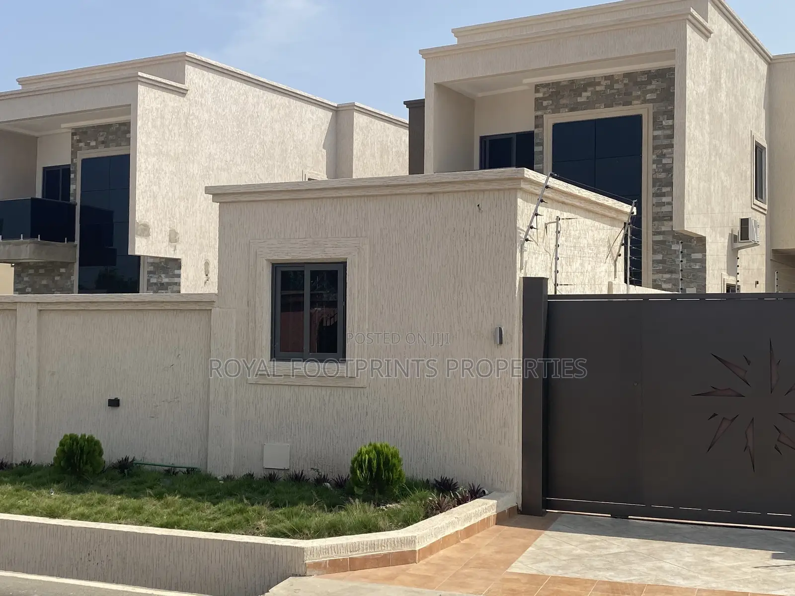 4bdrm House in East Legon for Sale