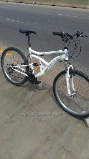 White Bounce Bike