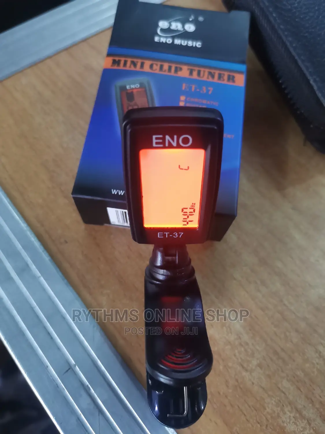 Chromatic Guitar Tuner