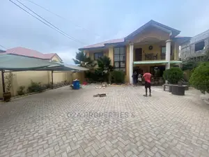 4bdrm House in Junction Mall Area for Sale