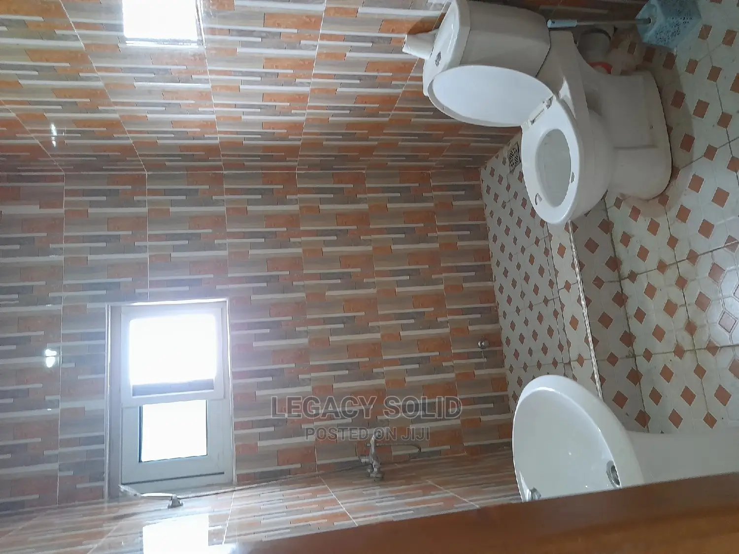 5bdrm Apartment in Legacy Solid Real, Teshie for rent