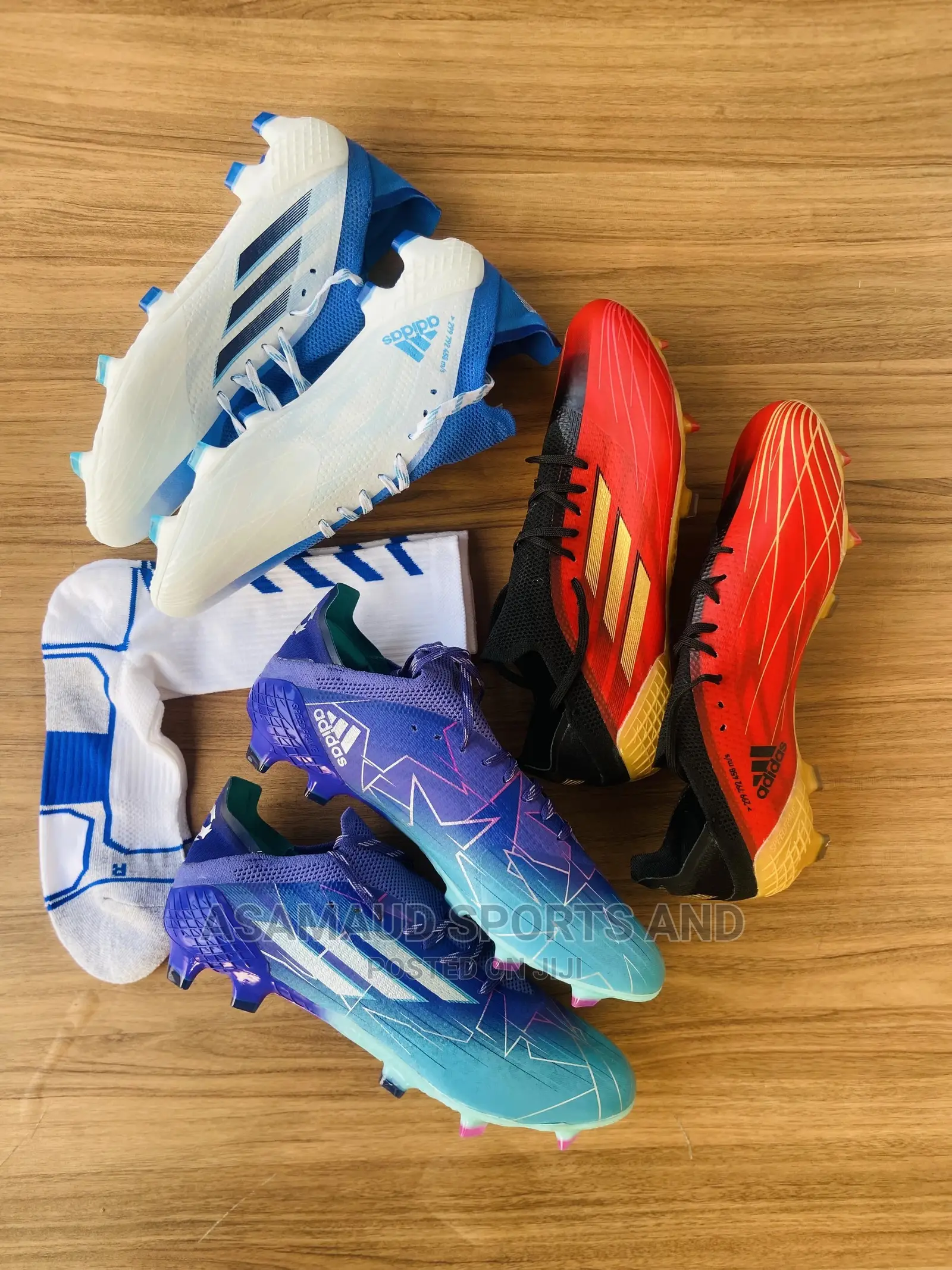 Original Football Boot Fresh in Box at Cool Price