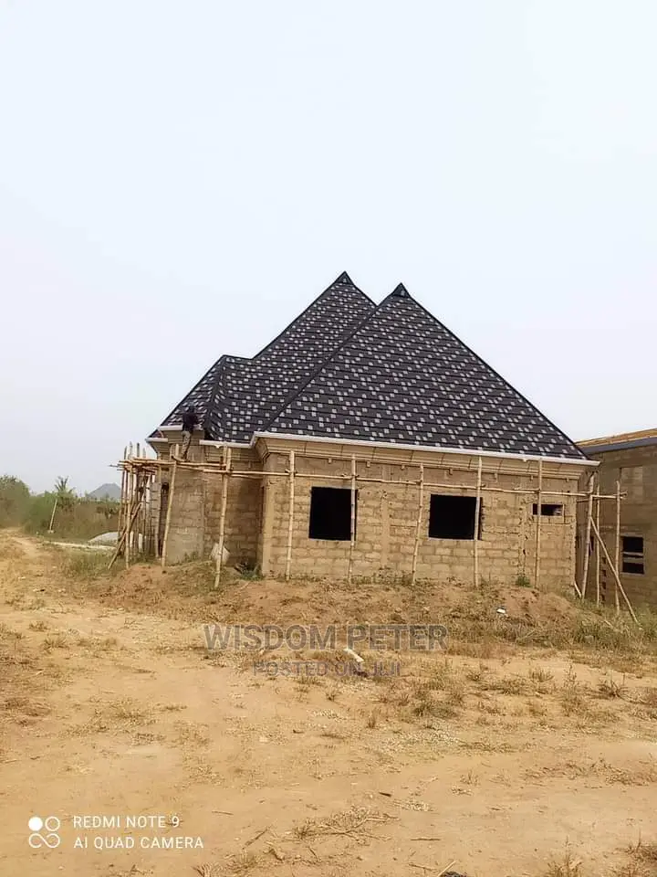 Roofing Contractor