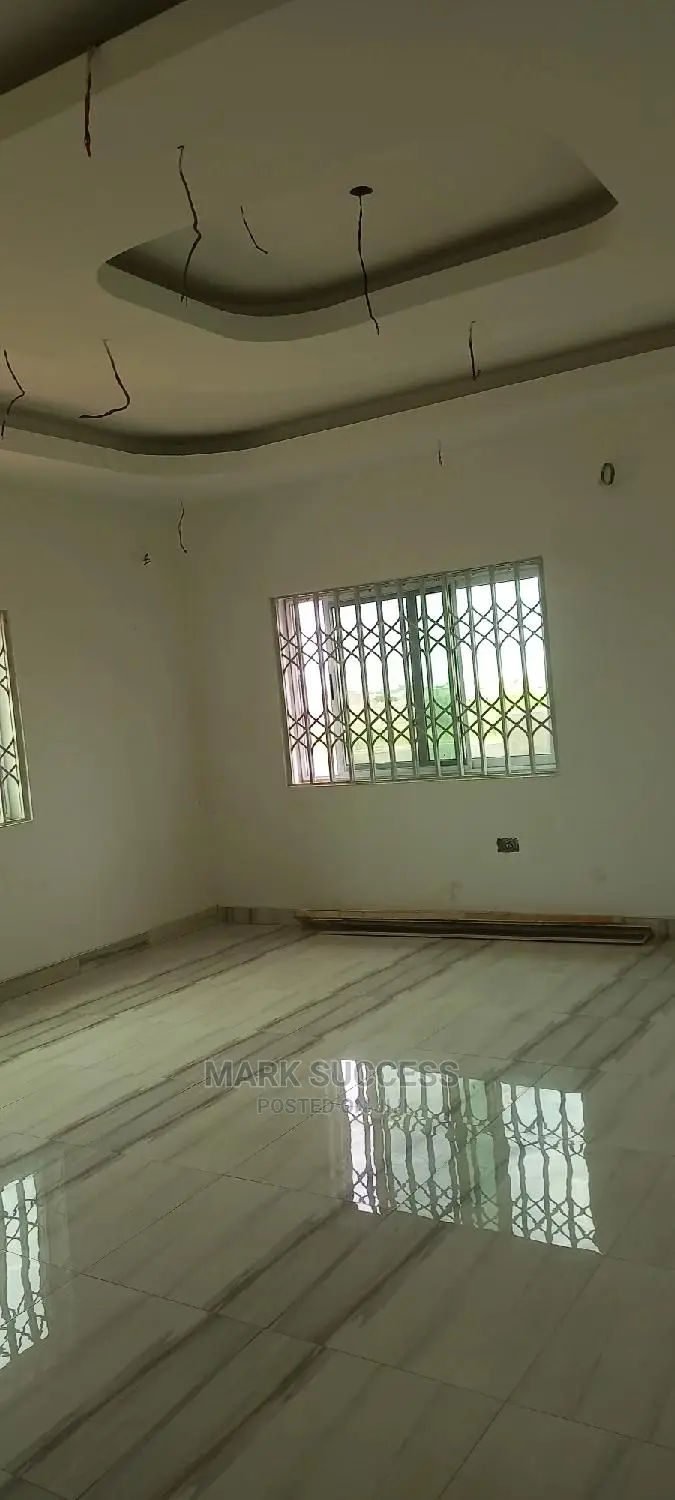 4bdrm Duplex in Kasoa for sale