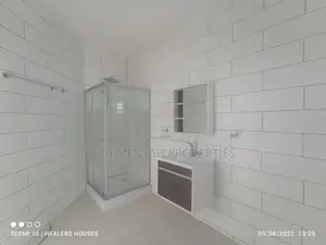 4bdrm House in 4 Bedroom House for for Sale