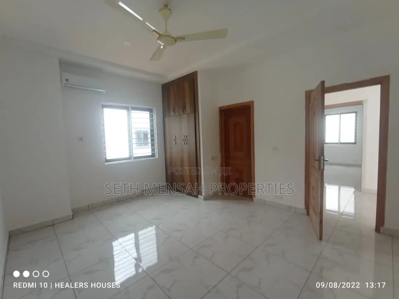 4bdrm House in 4 Bedroom House for for Sale