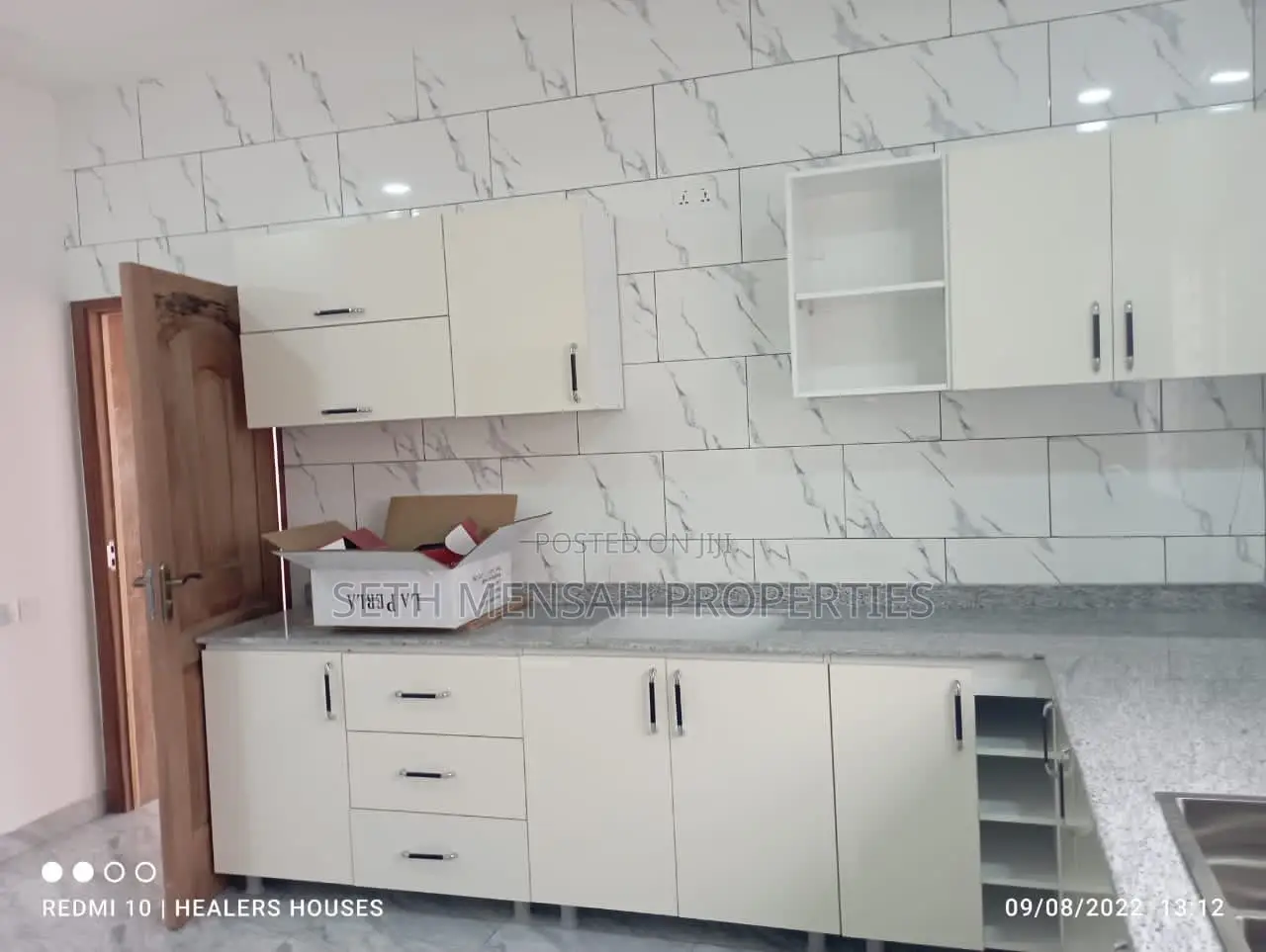 4bdrm House in 4 Bedroom House for for Sale