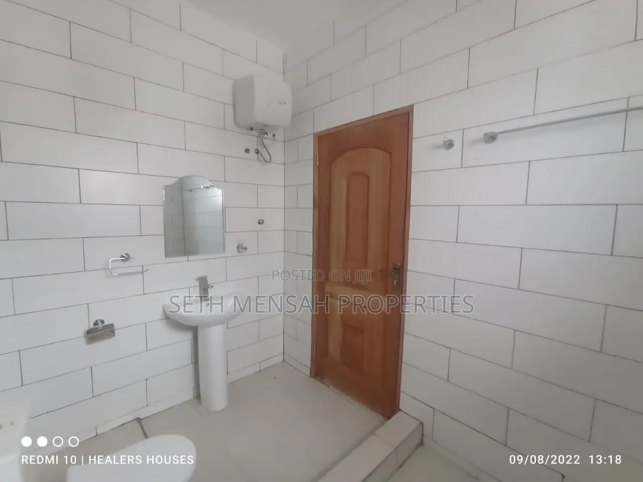 4bdrm House in 4 Bedroom House for for Sale
