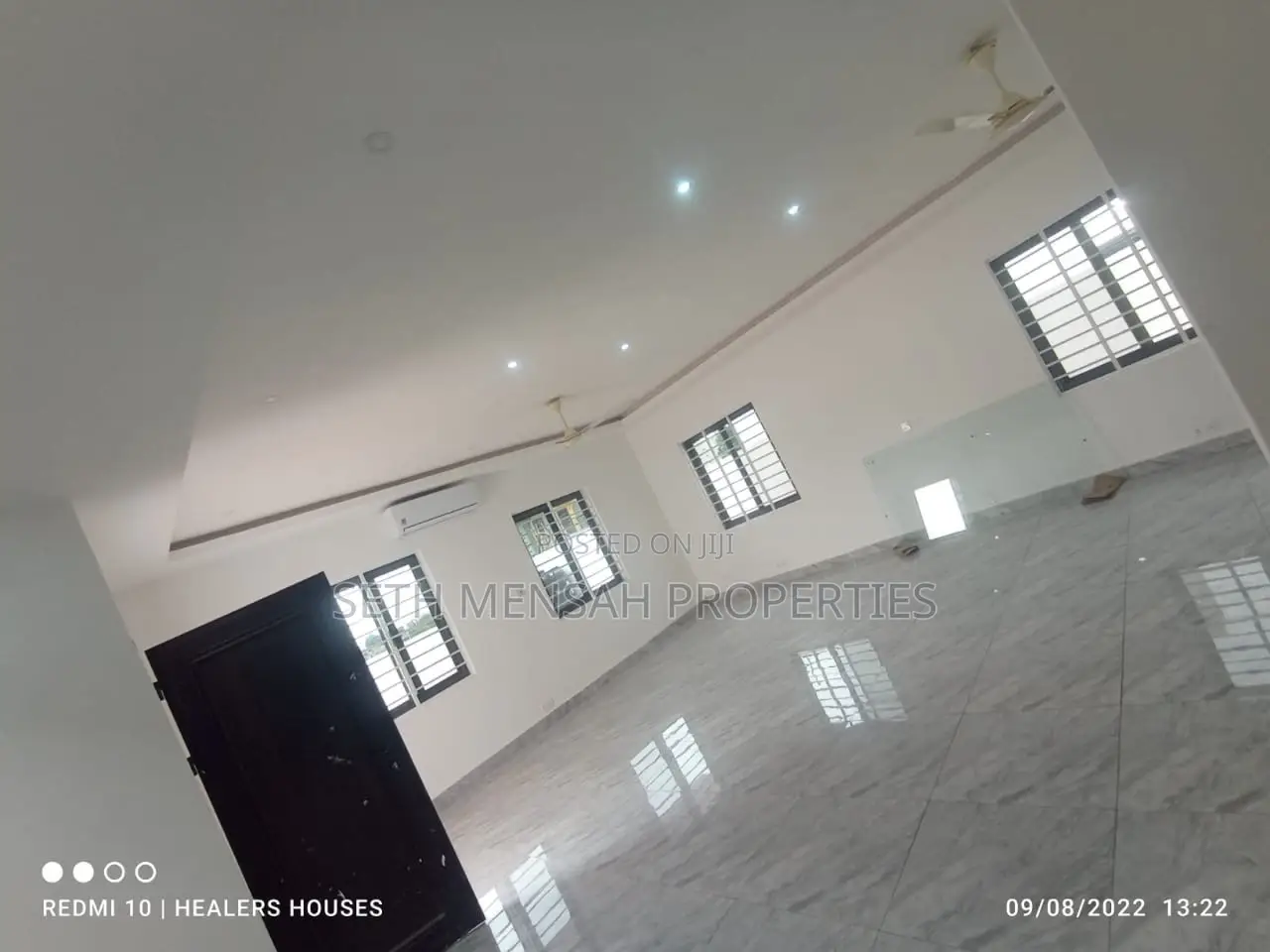 4bdrm House in 4 Bedroom House for for Sale