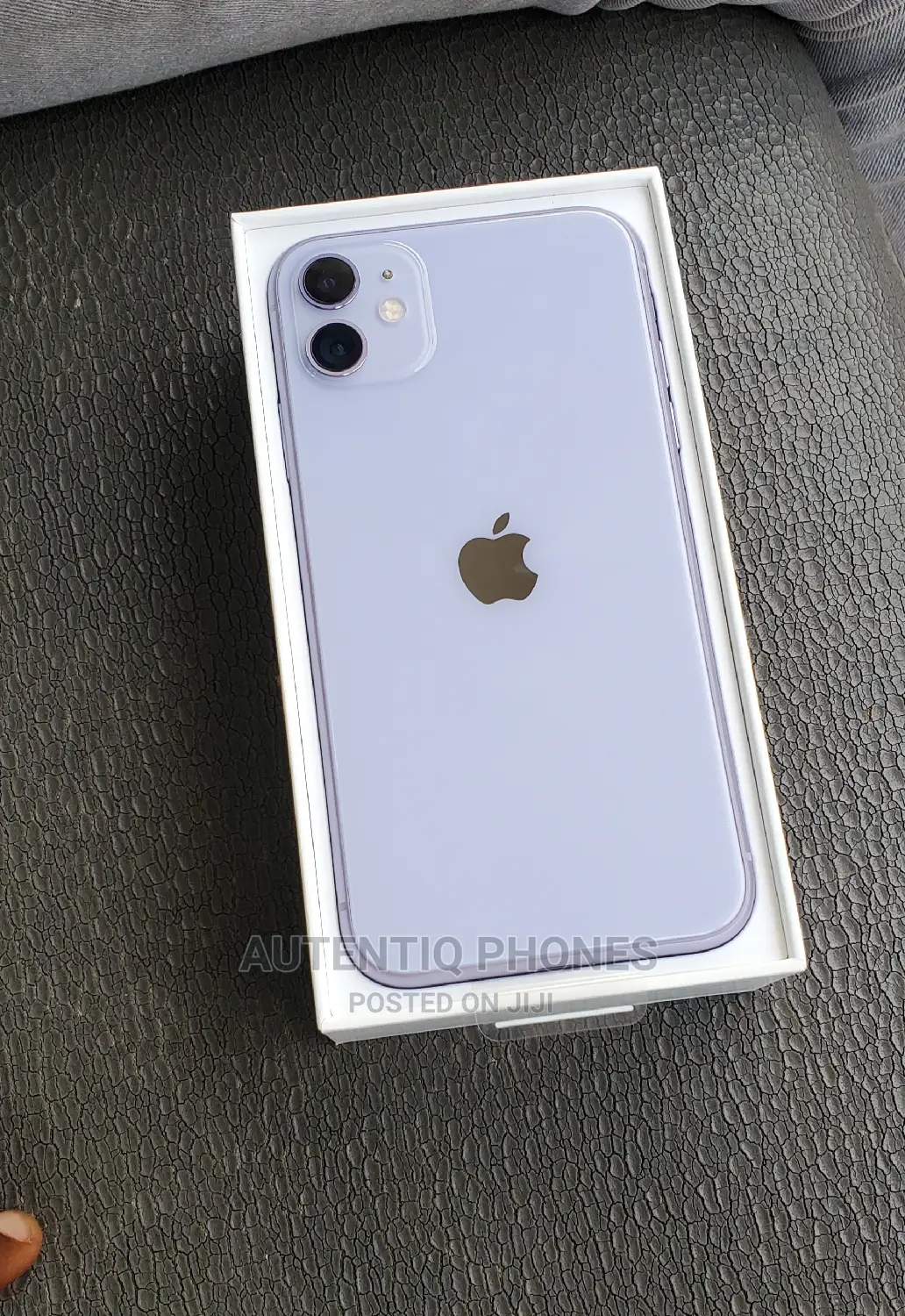 New Apple iPhone 11 128 GB Purple