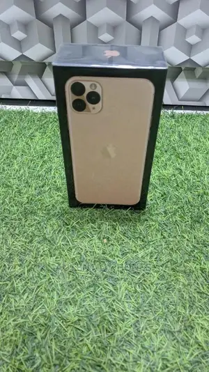 New Apple iPhone 11 Pro Max 64 GB Gold