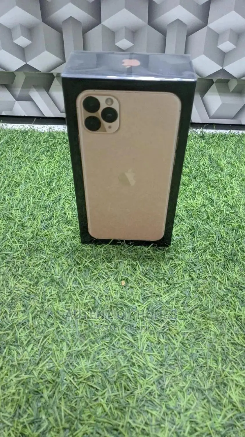 New Apple iPhone 11 Pro Max 64 GB Gold