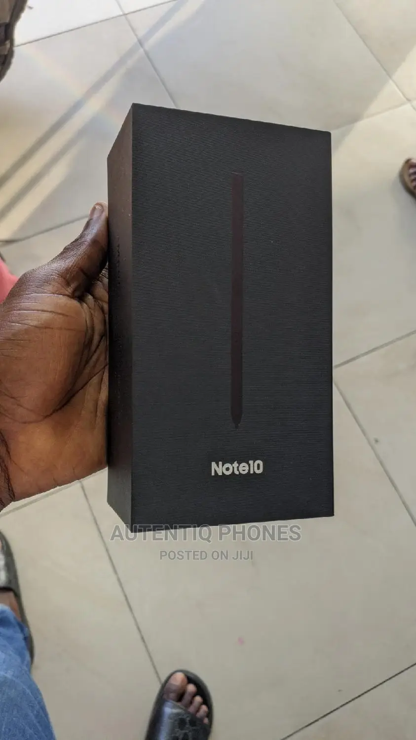 New Samsung Galaxy Note10 256 GB Black