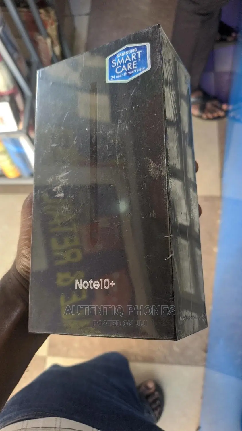 New Samsung Galaxy Note 10 Plus 256 GB Green
