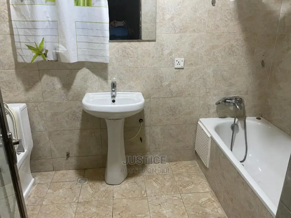 3bdrm Apartment in East Airport Palace for rent