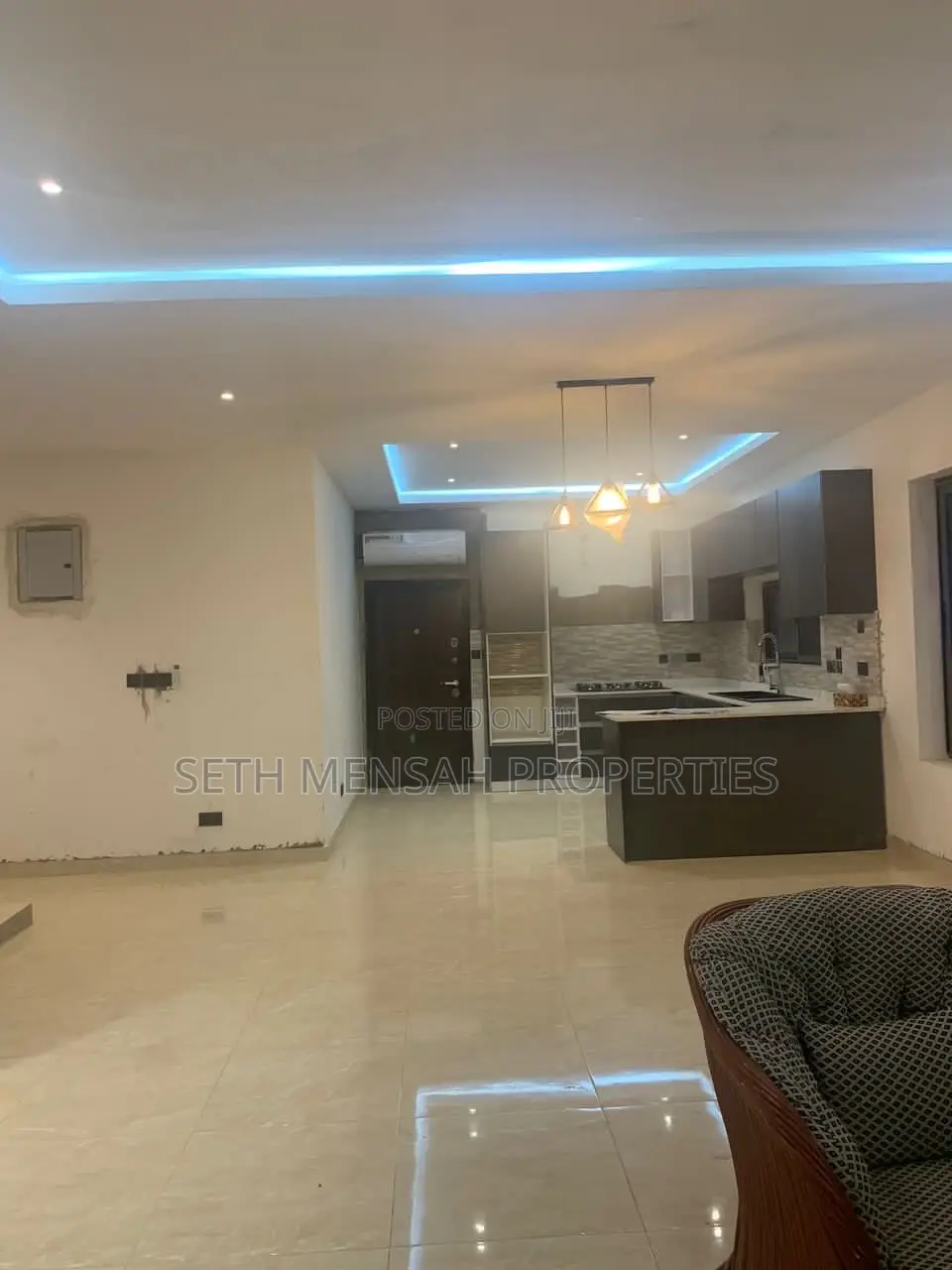 3bdrm House in 3 Bedroom House for for Sale