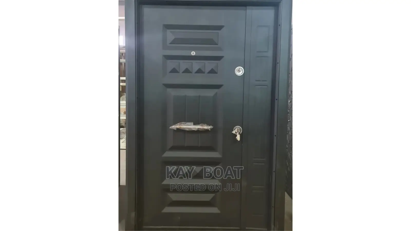 Decent Security Door With All Accessories Available