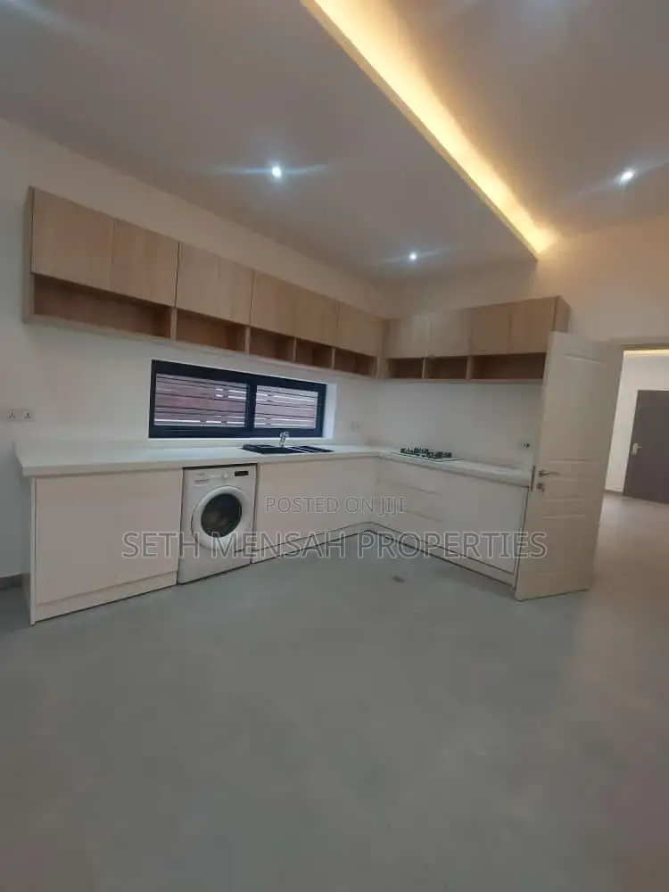 3bdrm House in 3 Bedroom House for for Sale
