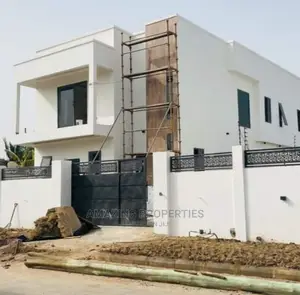 4bdrm House in Spintex Batsonaa for sale