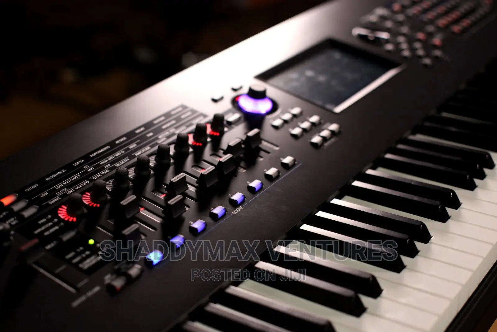 Yamaha Montage 8 Keyboard
