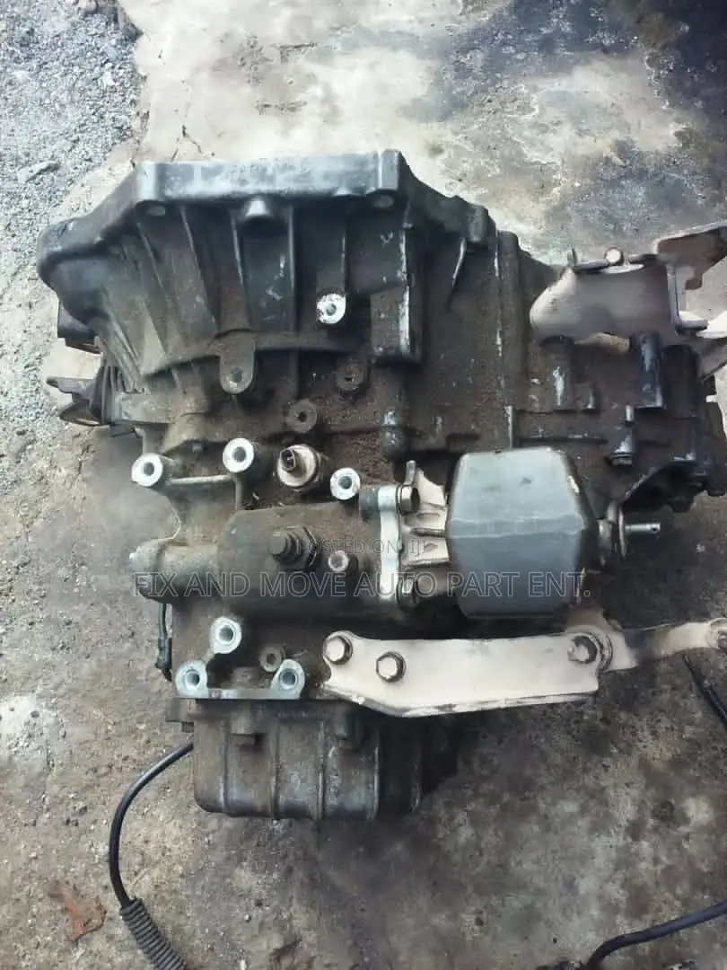 Manual Home Used Gearbox Available for All Cars.