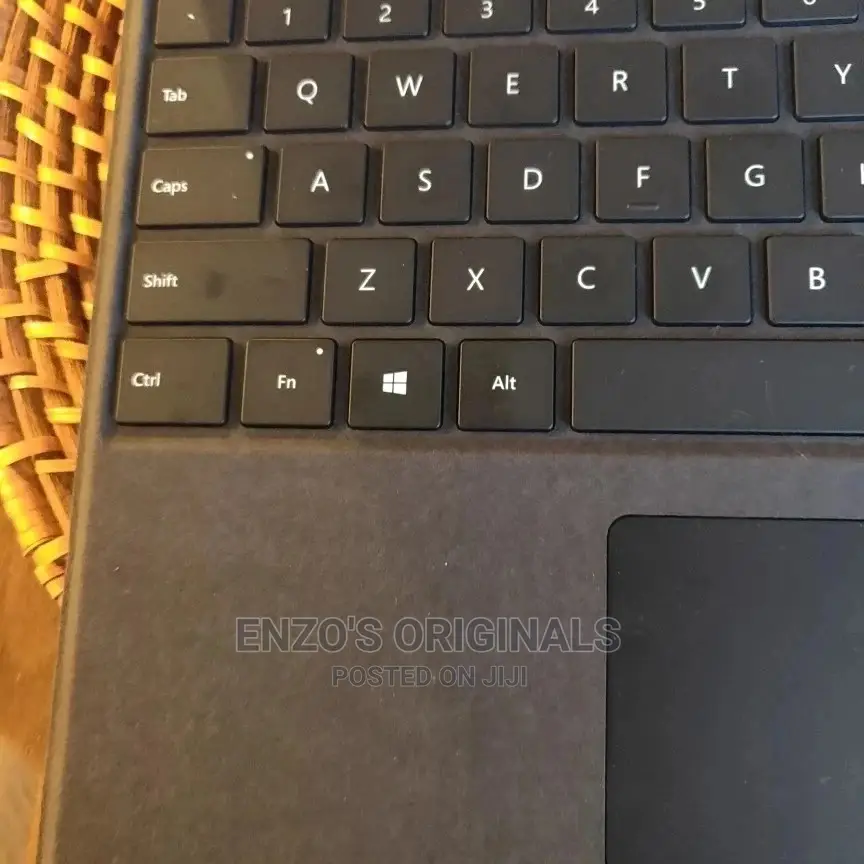 Microsoft Surface Pro 8 9 Signature Keyboard With Pen Slot