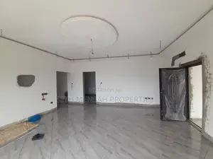 4bdrm House in 4 Bedroom House For, Airport Residential Area for Sale