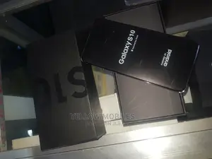 New Samsung Galaxy S10 128 GB Blue