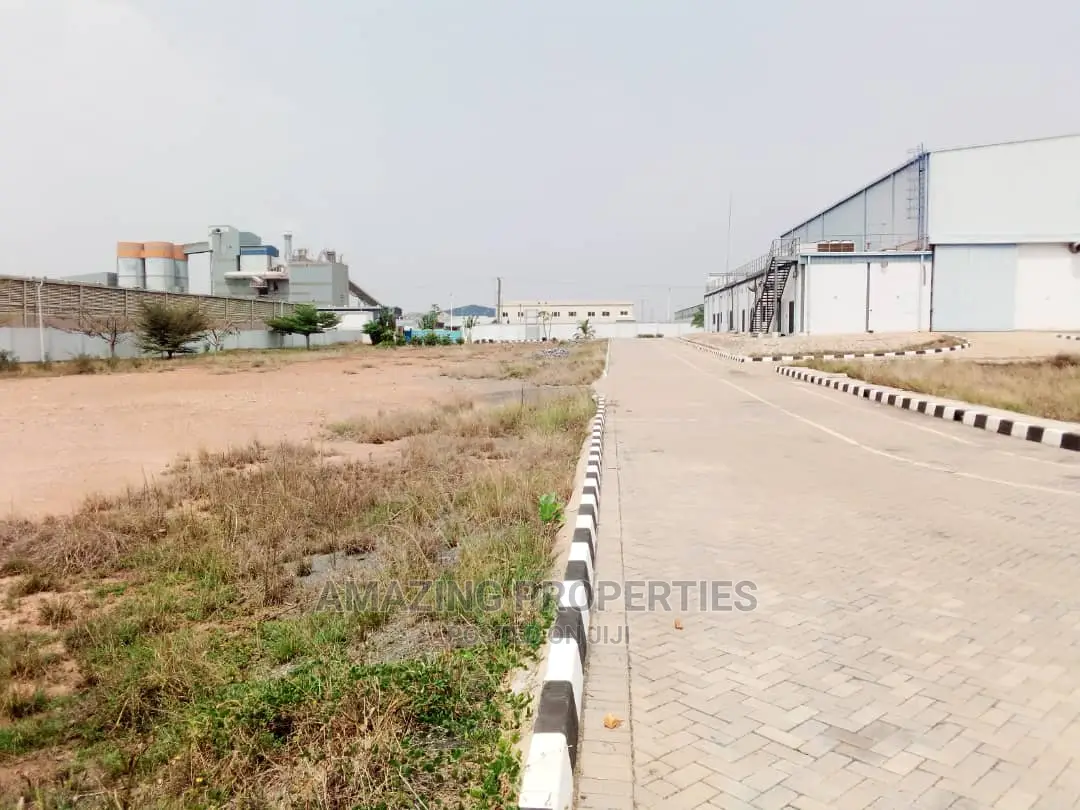 Sale 10acres of Land 4000sqm Warehouse Tema Industrial Area