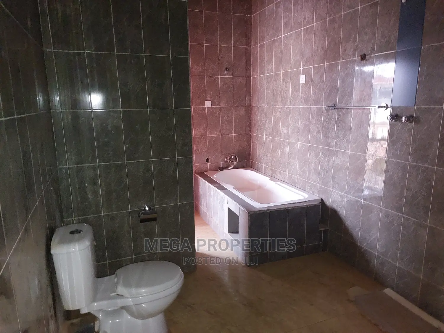 5bdrm House in East Legon for rent