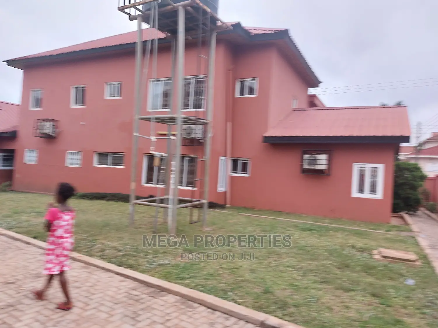 5bdrm House in East Legon for rent