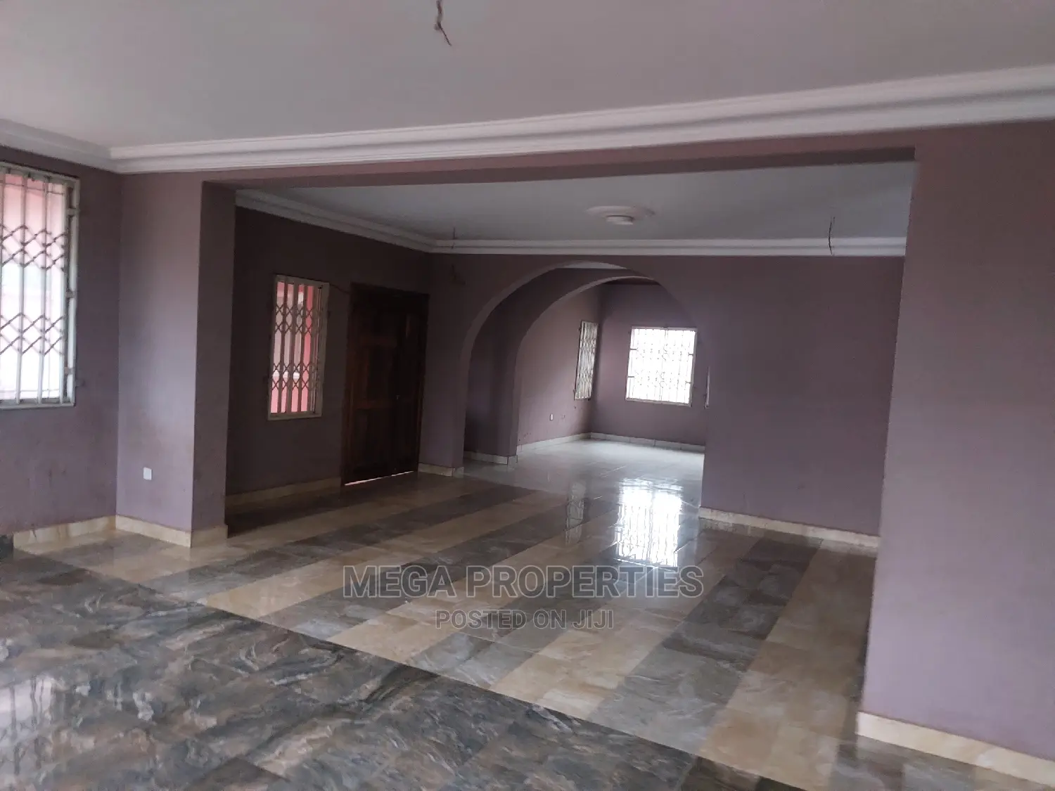 5bdrm House in East Legon for rent