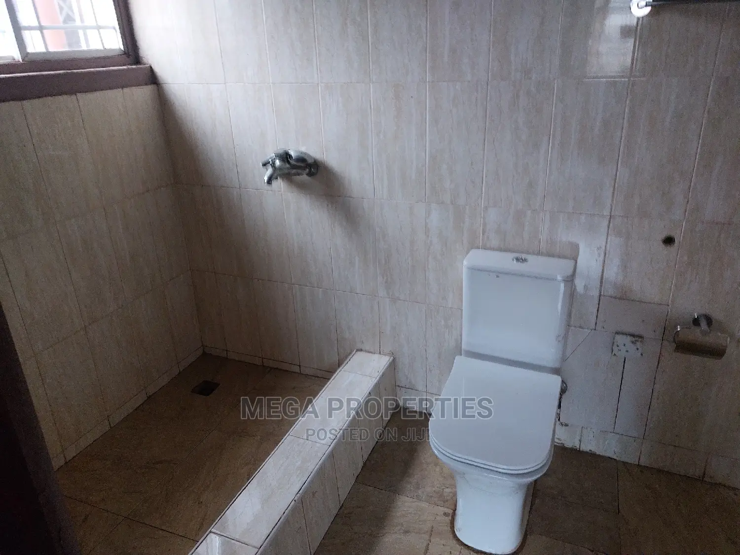 5bdrm House in East Legon for rent