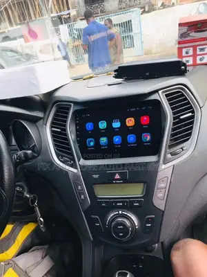 Hyundai Santa Fe 2013-2018 FULLSCREEN ANDROID CAR SYSTEM