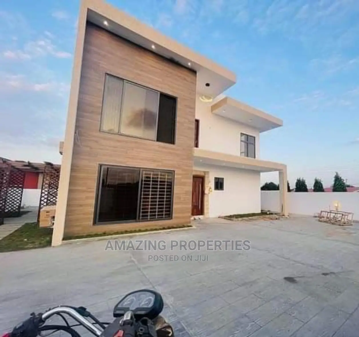 4bdrm House in Spintex for sale